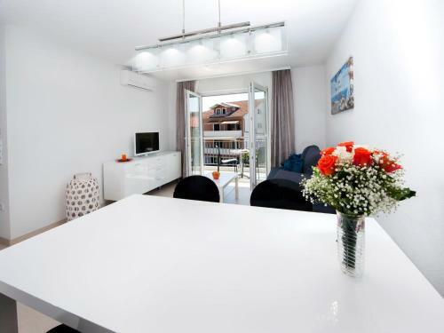 Apartments Anamar