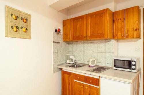 Mon Perin Castrum - Studio Apartment Castel