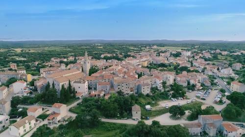 Mon Perin Castrum - Studio Apartment Castel