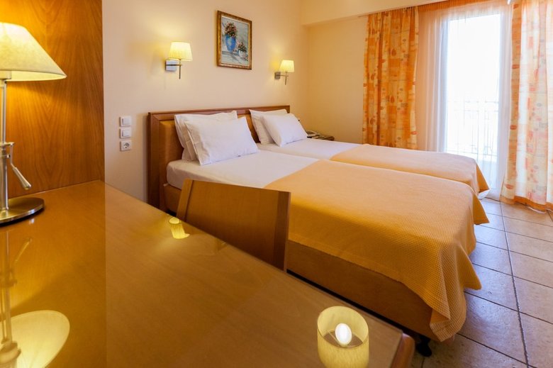 Pantheon City Hotel