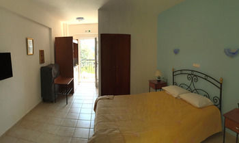 Hotel Loxandra Studios