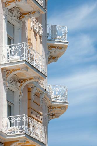 Hotel Bristol By Ohm Group