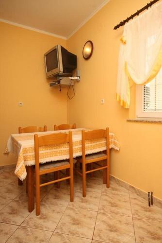 Apartment Stara Novalja 6469a