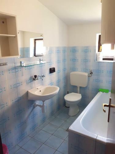 Apartments Bule