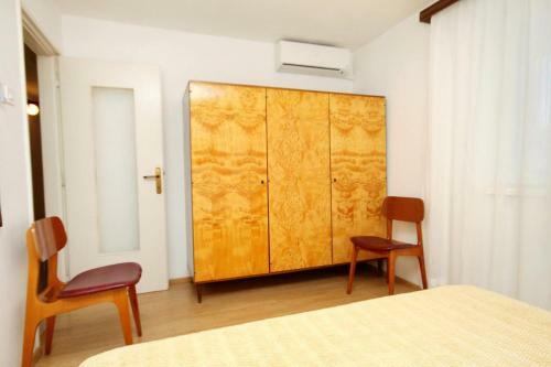 Apartment Vrboska 541a