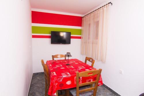 Hostal Apartmani ?u?i?