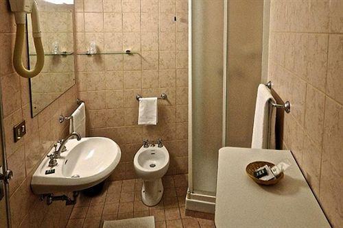 Hotel London