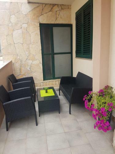 Apartments Rada