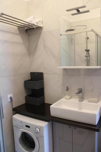 Apartments With A Parking Space Opric (Opatija) - 7753