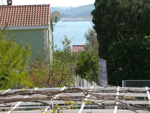 Hostal Apartment Nima Orebic