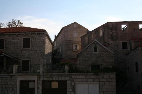Apartments By The Sea Pucisca (brac) - 2942