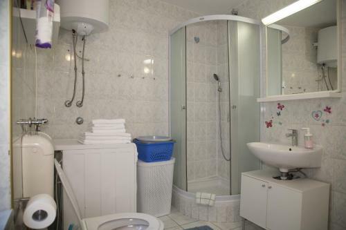 Apartment Pina