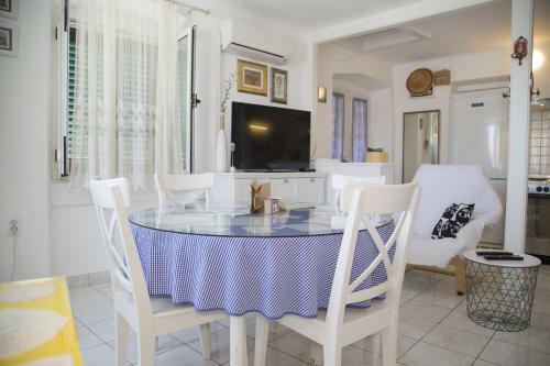 Apartment Pina