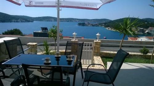 Apartment Rogoznica