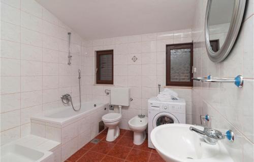 Apartment Podstrana 01