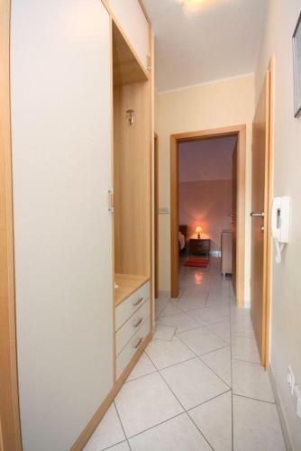 Apartments By The Sea Vinisce (trogir) - 5229