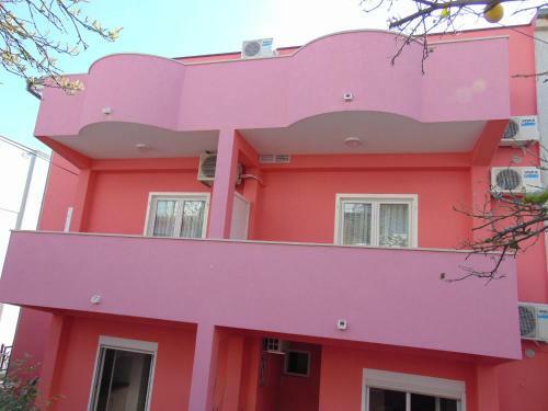 Apartamentos Studios Ravli? Marija
