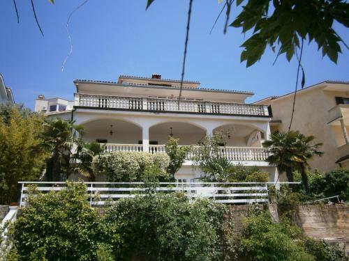 Apartments Elda