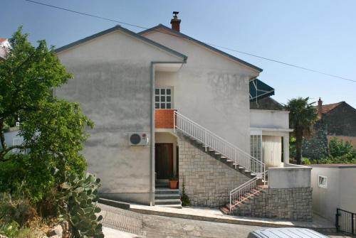 Apartment Selce 5366b