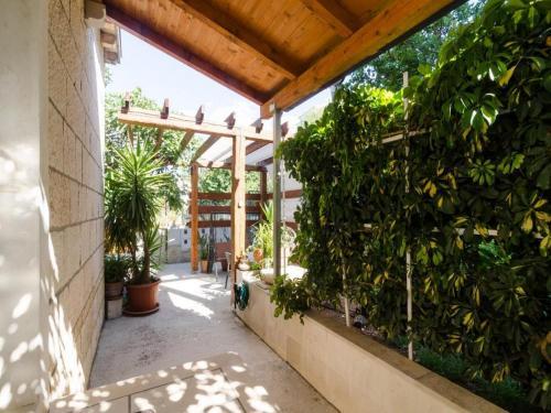 Hostal Apartments & Room Frane