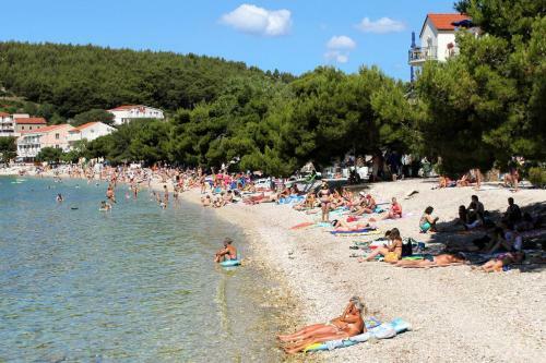 Apartment Drvenik Donja Vala 6701a
