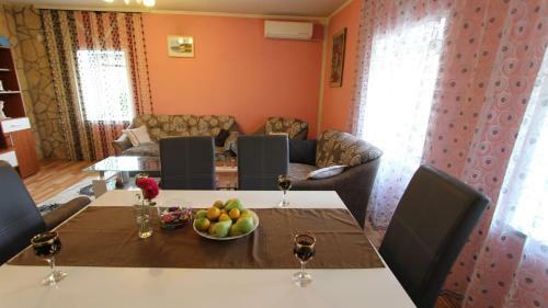 Apartment Malinska 37