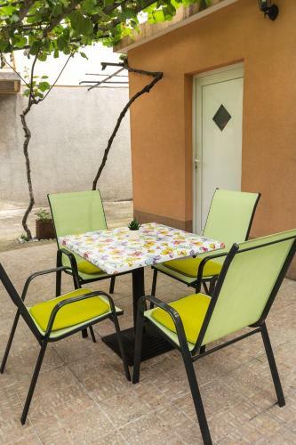 Jovich Apartments 1