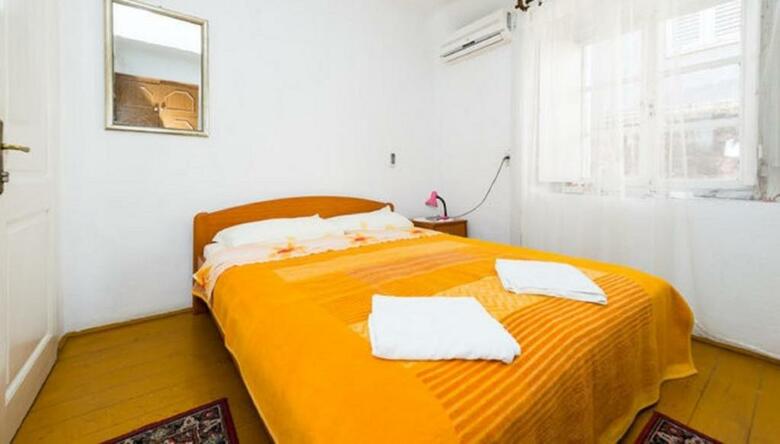 Hostal Rooms Kisic