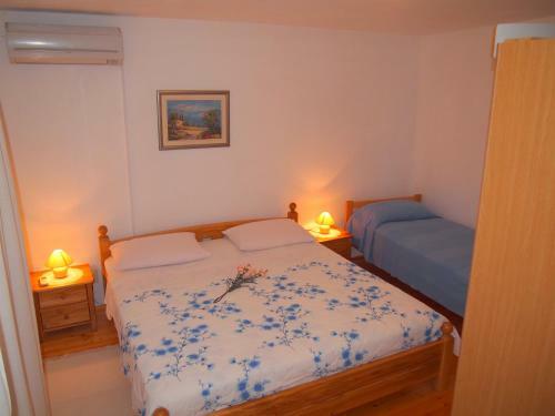 Apartments Lumbarda Beach