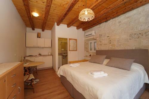 Apartments Stelina