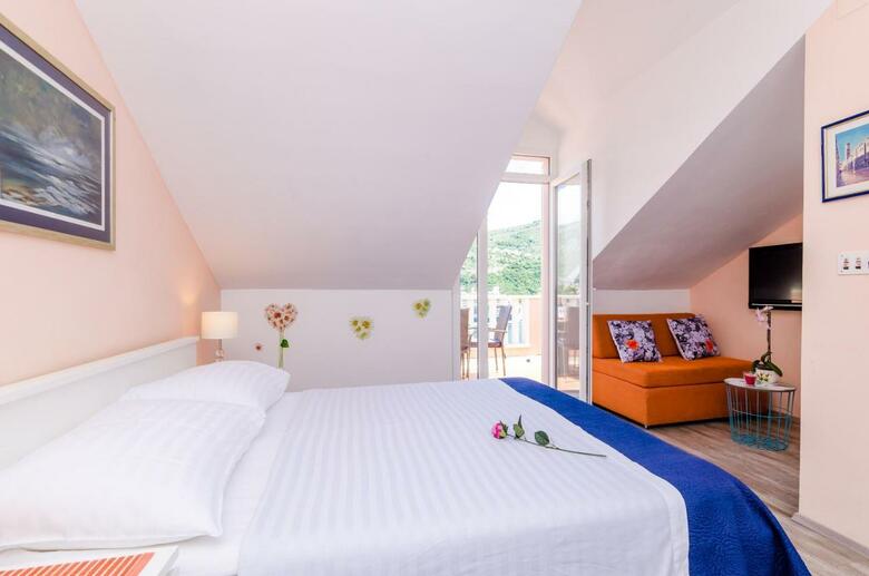 Hostal Guest House Avdic