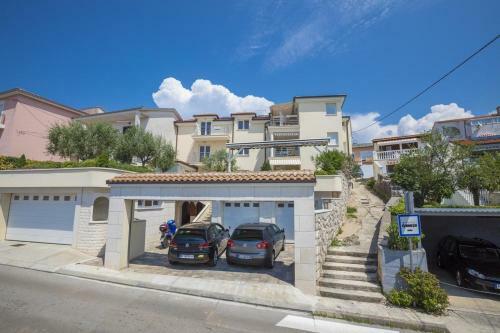 Apartments By The Sea Selce (crikvenica) - 5367