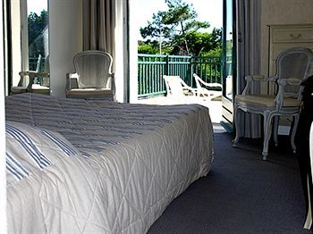 Hotel Des Pins