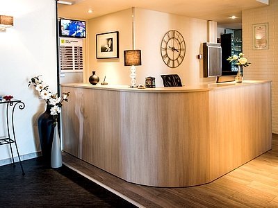 Carline Hotel