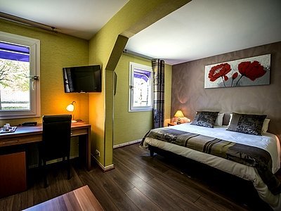 Carline Hotel