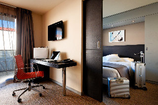 Privilege Apparthotel Clement Ader