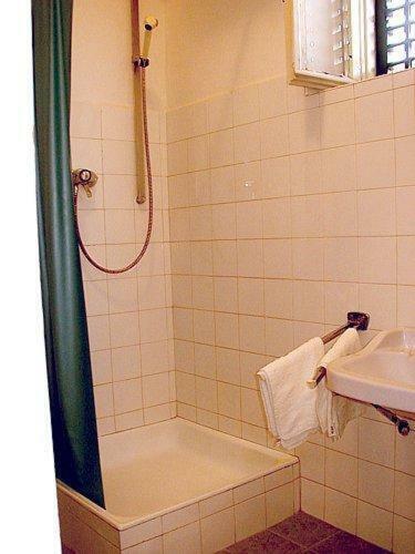 Hostal Rooms Sentic