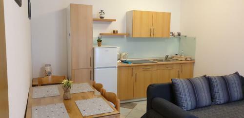 Milos Apartment