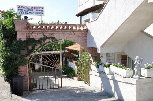 Apartments Josip