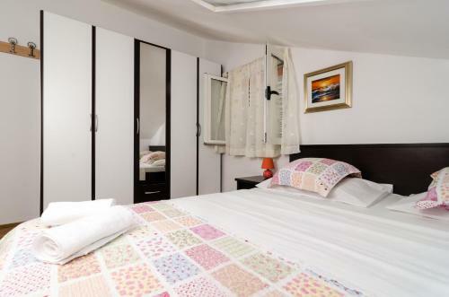 Apartment Mala Ana