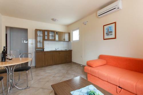 Apartments Alajbeg