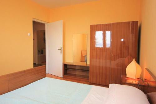 Apartment Lovran 7713a