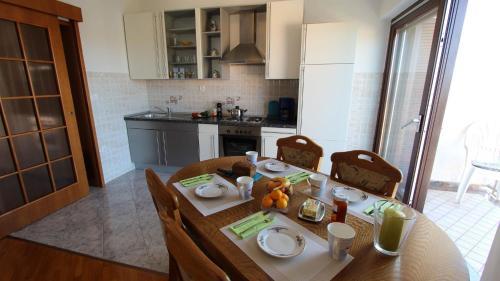 Apartment In Malinska/insel Krk 14445