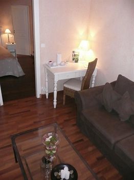 Hotel Logis Le Quai Fleuri
