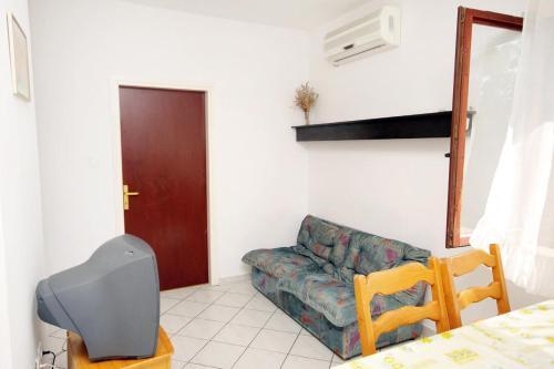 Apartment Krk 5461a