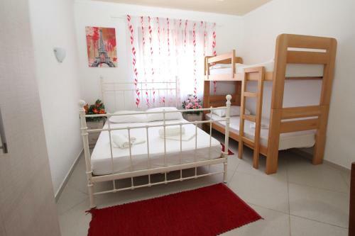 Bed & Breakfast Rooms Emmina