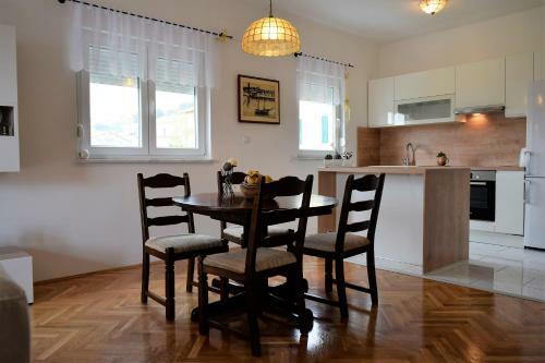 Rab Apartments Lee Loo