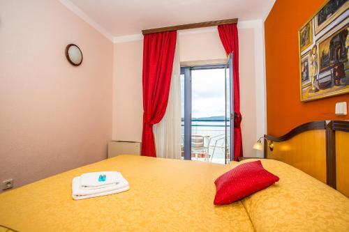 Hotel Bavaria - First Library Hotel