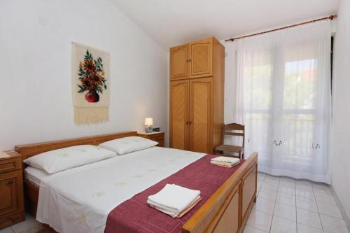 Apartment Supetar 5653a