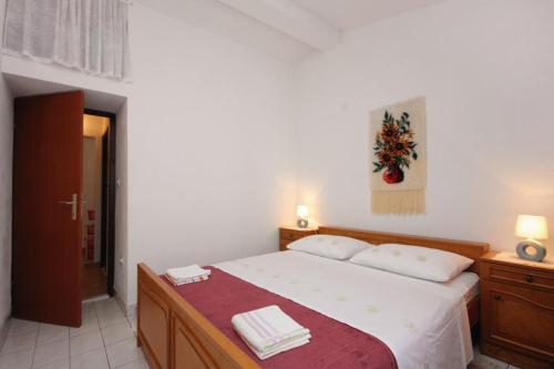Apartment Supetar 5653a